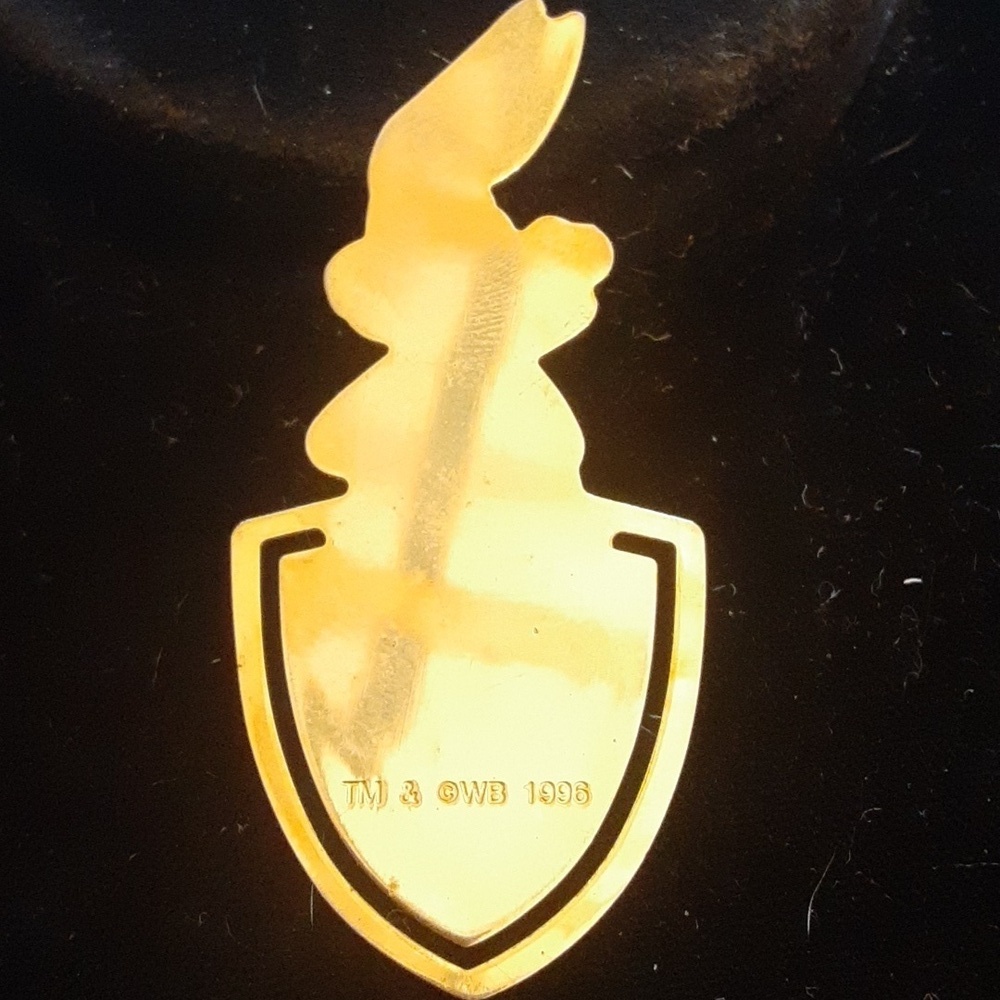 Warner Bros Bugs Bunny Gold Tone Bookmark - Picture 4 of 5